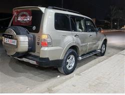 ميتسوبيشي باجيرو